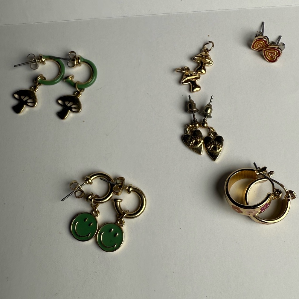 Lot 5+ Pair Smiley Face Mushroom Earrings Green Red Orange Hearts Flower Hoops